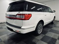 używany Lincoln Navigator 3.6dm 450KM 2021r. 107 337km