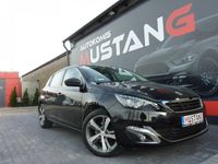 używany Peugeot 308 1.2dm 130KM 2016r. 99 300km