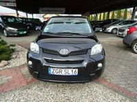 używany Toyota Urban Cruiser 1.3dm 100KM 2009r. 280 000km