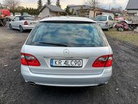 Używany Mercedes E320 224 KM (164 kW) 2007 Srebrny Kombi