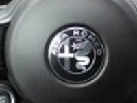 używany Alfa Romeo Stelvio 2.0 Turbo Intensa Q4 2.0 Turbo Intensa Q4 2.0 (280KM)