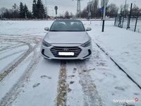Używany Hyundai Elantra 2017 Srebrny Sedan/Limuzyna