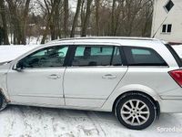 Używany Opel Astra 105 KM (77 kW) 2004 Srebrny Kombi