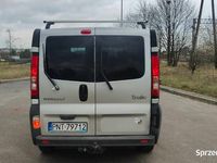 używany Renault Trafic Passenger 2,0 DCI 9-osobowy 2008r