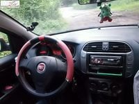 Używany Fiat Bravo Active 90 KM (66 kW) 2010 Czerwony Hatchback