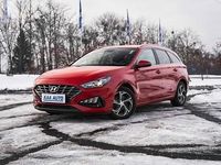 Używany Hyundai i30 116 KM (85 kW) 2021 Czerwony Kombi