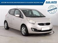 Używany Kia Venga 125 KM (91 kW) 2010 Beżowy Hatchback