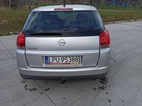 używany Opel Signum 1.8 benzyna