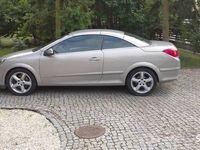 używany Opel Astra Cabriolet 2.0 Turbo twin top benzyna 2006r