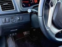 używany Toyota Avensis 