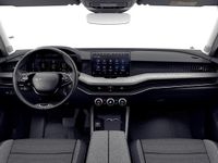 Nowe Skoda Superb Drive 142 KM (104 kW) 2026 Błękit cobalt metalizowany