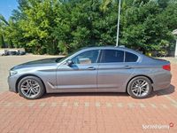 używany BMW 530 G30 D xDrive 3,0 Diesel, pomarańczowe skóry, niski przebieg