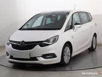 Używany Opel Zafira Tourer 200 KM (147 kW) 2017 Biały Minivan