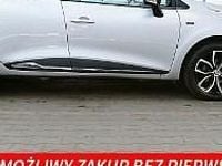 Używany Renault Clio V LIMITED 90 KM (66 kW) 2020 Srebrny Hatchback