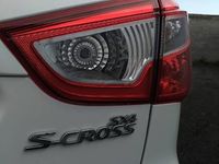 Używany Suzuki SX4 S-Cross 120 KM (88 kW) 2015 Biały SUV