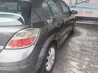 używany Opel Astra Hatchback 1.7 cdti 2009 r.