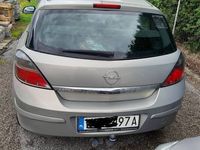 używany Opel Astra III 1,6 2010/11BENZ +GAZ 120000 km