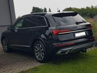 Używany Audi Q7 S-Line 231 KM (169 kW) 2022 Czarny SUV