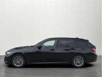 Używany BMW 330 Comfort Edition 245 KM (180 kW) 2025 Czarny szafir metalizowany Kombi