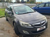 używany Opel Astra 2dm 95KM 2011r. 210 200km