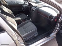 używany Peugeot 407 SW 2dm 136KM 2006r. 174 946km
