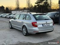 Używany Skoda Superb 105 KM (77 kW) 2014 Srebrny Kombi