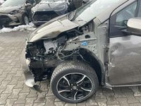 używany Toyota Yaris Hybrid 1.5dm 116KM 2016r. 155 650km