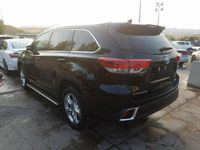 używany Toyota Highlander 3.5dm 306KM 2019r. 12 000km