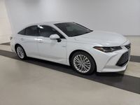 używany Toyota Avalon 2.5dm 215KM 2020r. 56 300km