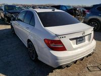używany Mercedes C63 AMG AMG 6.2dm 451KM 2013r. 126 600km