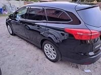 Używany Ford Focus 2017 Czarny Kombi
