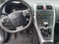 używany Toyota Auris Hatchback 2010r