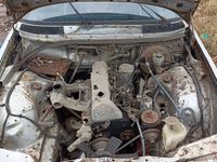 używany Mercedes 200 w123na części