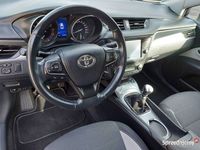 używany Toyota Avensis 2017r 1.8 benzyna, prywatnie.