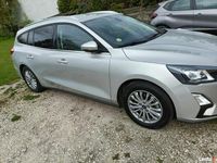 Używany Ford Focus 2022 Srebrny Kombi