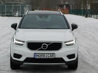 Używany Volvo XC40 156 KM (114 kW) 2022 Biały (metalik) SUV