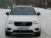 Używany Volvo XC40 129 KM (94 kW) 2022 Biały (metalik) SUV