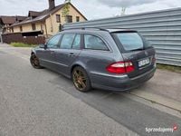 Używany Mercedes E320 Avantgarde 2005 Grafitowy Kombi