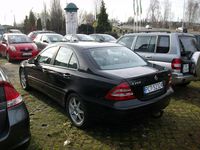 używany Mercedes C320 zadbany/90 kw/2148 cm3