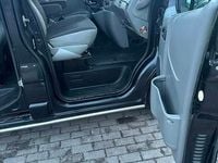 Używany Opel Vivaro 2007 Czarny Minivan