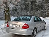 Używany Mercedes E320 2002