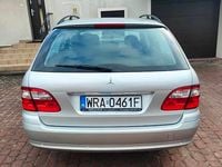 Używany Mercedes E320 204 KM (150 kW) 2004 Srebrny Kombi