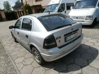 używany Opel Astra 1.6dm 85KM 2003r. 235 000km