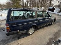 Używany Volvo 240 1991 Granatowy Kombi