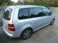 używany VW Touran 2dm 170KM 2006r. 335 000km