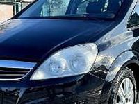 Używany Opel Zafira Cosmo 140 KM (102 kW) 2010 Czarny (metalik) Minivan