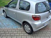 Używany Toyota Yaris 68 KM (50 kW) 1999