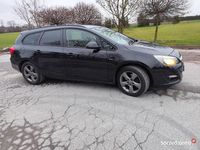 Używany Opel Astra 2015 Czarny Kombi