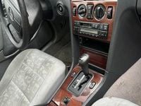 używany Mercedes 200