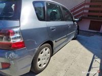 Używany Honda Civic 2004 Szary Hatchback